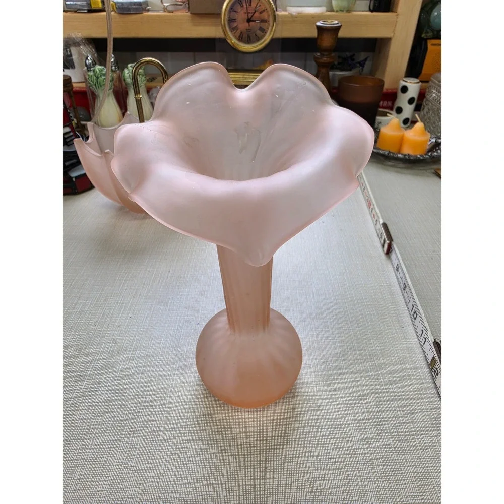 Vintage Pink Frosted Satin Glass Jack in the Pulpit Vase Ruffled Rim 7.25in